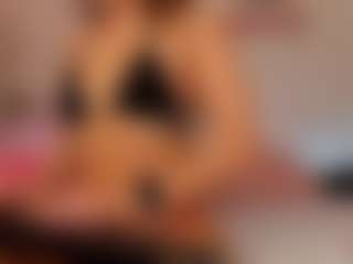 AnnieLaivly's Live Sex Cam Show