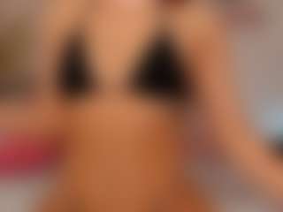 AnnieLaivly's Live Sex Cam Show