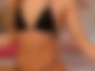 AnnieLaivly's Live Sex Cam Show