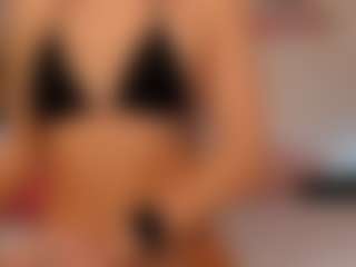 AnnieLaivly's Live Sex Cam Show