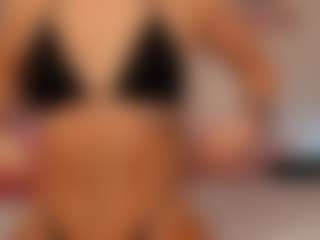 AnnieLaivly's Live Sex Cam Show