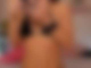AnnieLaivly's Live Sex Cam Show