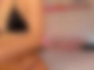 AnnieLaivly's Live Sex Cam Show