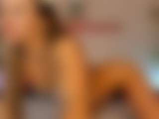 AnnieLaivly's Live Sex Cam Show