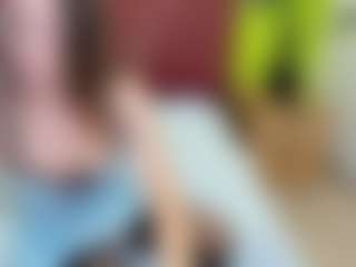 Live cam show with AylinHermosa - New Young Adult on Camsoda