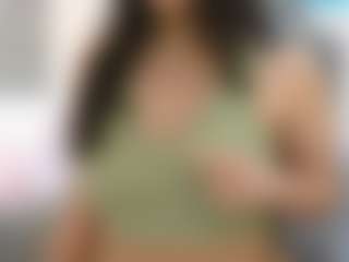 Lushriri's Live Sex Cam Show