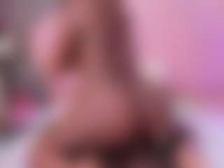 Live cam show with MariahSugarr - Deepthroat on Soda Cam