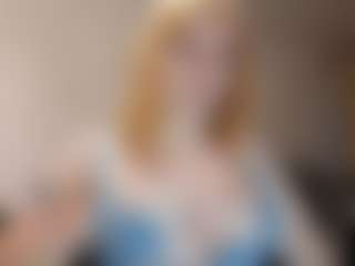 Live cam show with SparkleEmery - Solo on livesuperchat.net