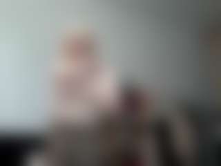 SparkleEmery's Live Sex Cam Show