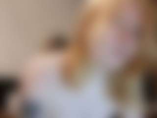 SparkleEmery's Live Sex Cam Show