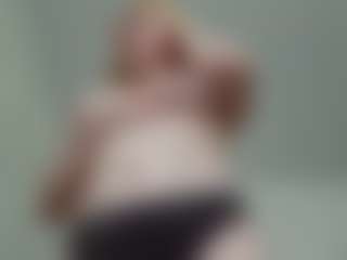 SparkleEmery's Live Sex Cam Show