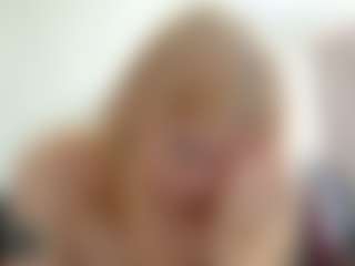 SparkleEmery's Live Sex Cam Show