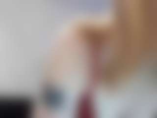SparkleEmery's Live Sex Cam Show