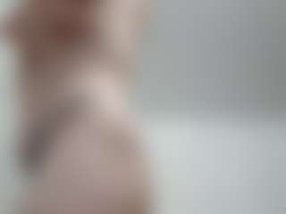 Show in cam erotica live di SparkleEmery
