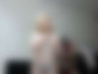 SparkleEmery's Live Sex Cam Show
