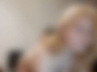 SparkleEmery's Live Sex Cam Show