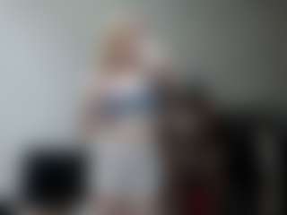 Live cam show with SparkleEmery - Lesbian on Camming Site