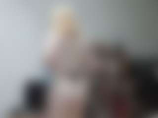 SparkleEmery's Live Sex Cam Show