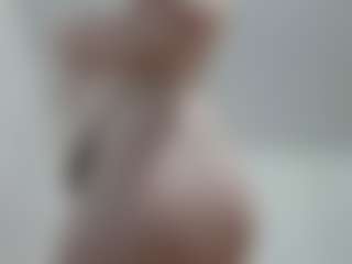 SparkleEmery's Live Sex Cam Show
