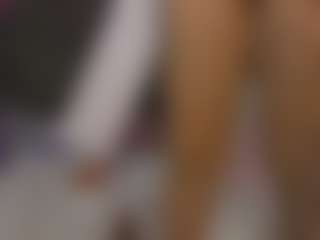 AlysiaVey's Live Sex Cam Show