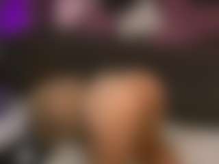 AlysiaVey's Live Sex Cam Show
