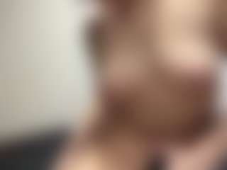 MonetMouzas's Live Sex Cam Show