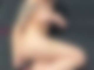 MonetMouzas's Live Sex Cam Show