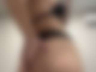 MonetMouzas's Live Sex Cam Show