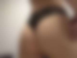 MonetMouzas's Live Sex Cam Show