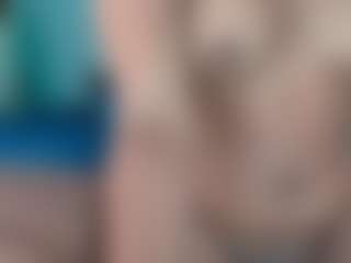 NahiaSoleil's Live Sex Cam Show