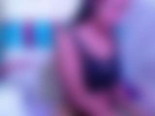 VIOLETA-HIILS's Live Sex Cam Show