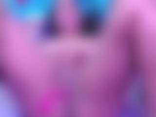 VIOLETA-HIILS's Live Sex Cam Show