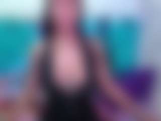 VIOLETA-HIILS's Live Sex Cam Show