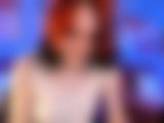Live cam show with AliceShines - Red Hair Shaved Pussy on Camsoda
