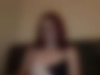 Live cam show with Peaches9232 - Green Eyes on Strip Flash - Live Sex Shows