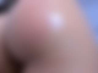 sweet-helena's Live Sex Cam Show