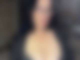 AnnaAnnMilf's Live Sex Cam Show