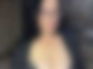 AnnaAnnMilf's Live Sex Cam Show