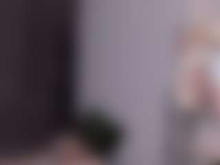 Live cam show with CharlaDemeo - College Teen (18+) on Camsoda