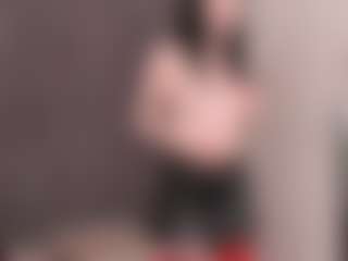 Live cam show with CharlaDemeo - Green Eyes on CamClone