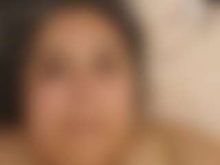 MarriedLatina's Live Sex Cam Show