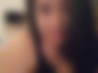 MarriedLatina's Live Sex Cam Show