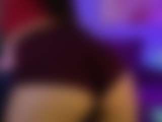KiaraKiy's Live Sex Cam Show