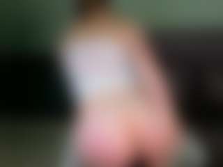 Live cam show with Rihana-Nell - Joi on SinfulBabes