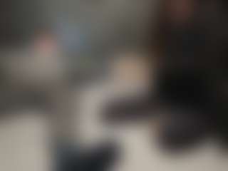comehavefunwithusxx's Live Sex Cam Show