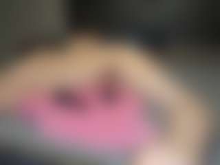 comehavefunwithusxx's Live Sex Cam Show
