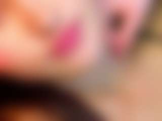 Live cam show with EvaPage - Sexwebcam on WildCum
