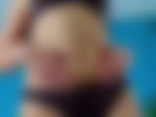 EvaPage's Live Sex Cam Show