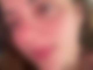 Show de cam en vivo con NedaGaunce - New Petite en Camsoda