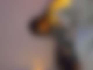 Live cam show with Sebrye - British on xDating
